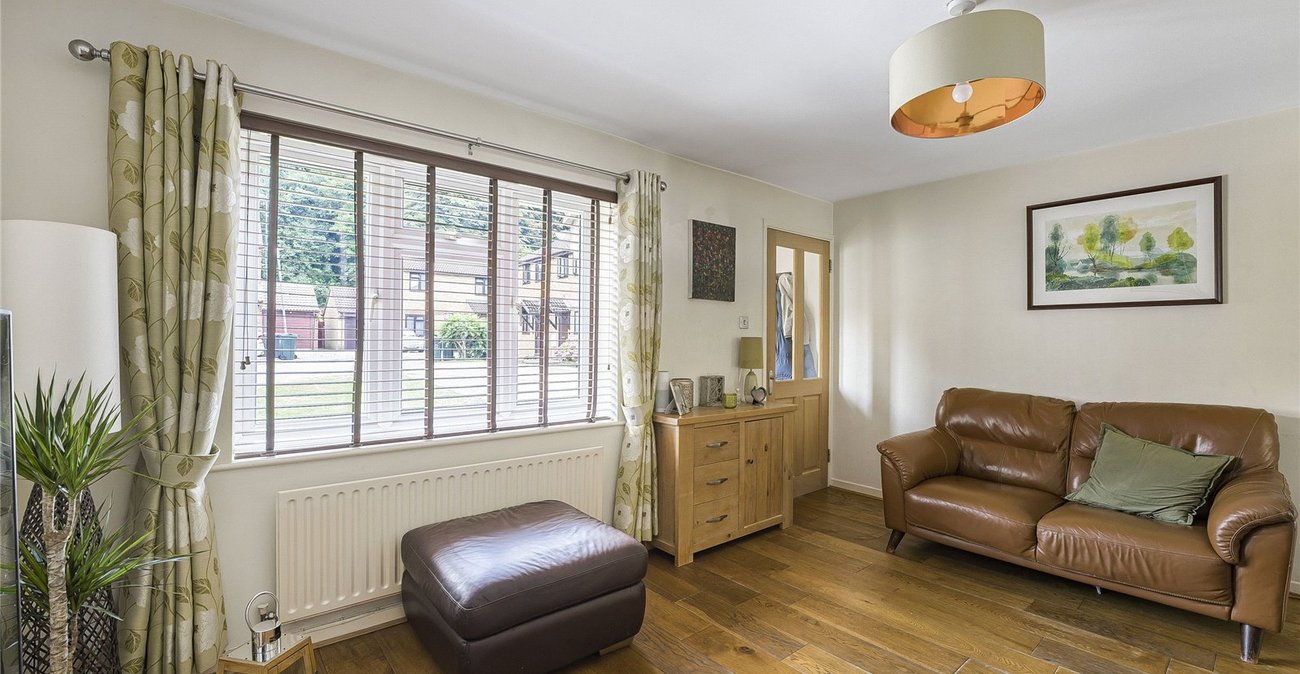 3 bedroom house for sale in Greenhithe | Robinson Jackson