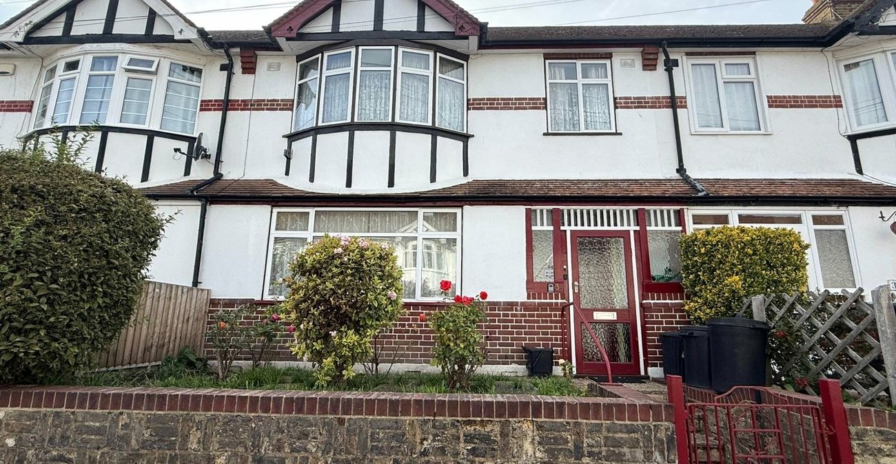 3 bedroom house for sale in Gravesend | Robinson Michael & Jackson