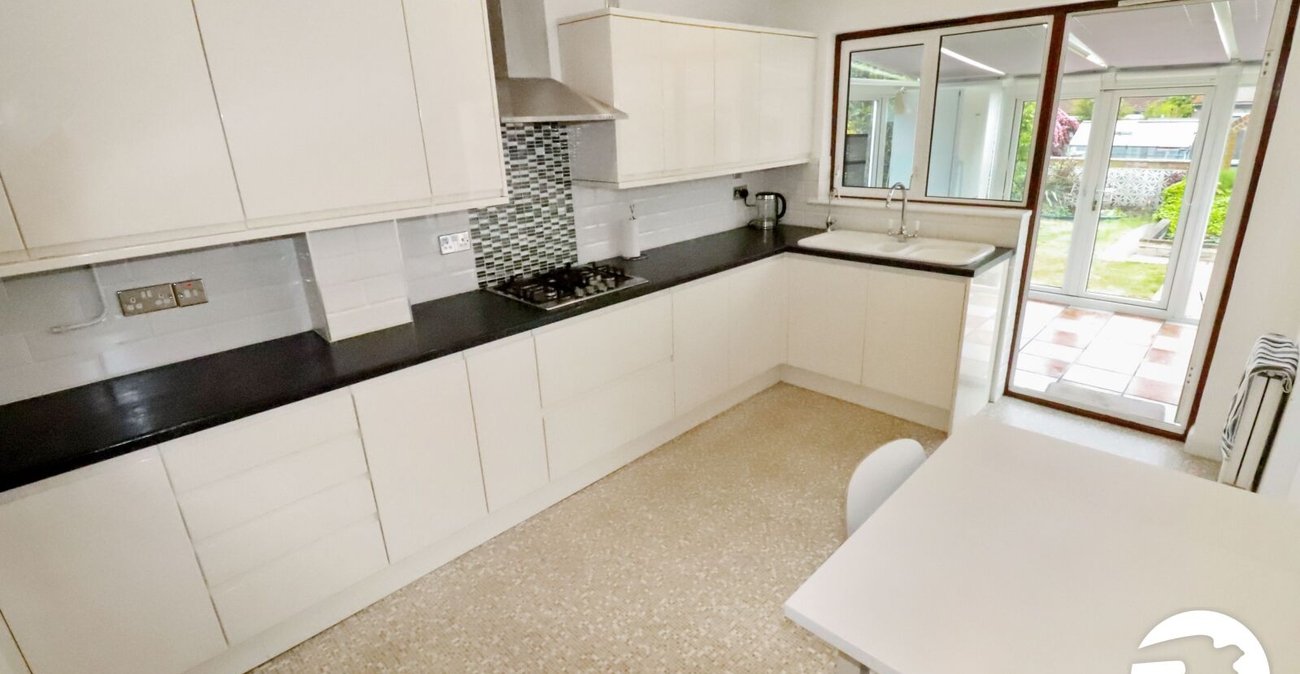 2 bedroom bungalow for sale in Belvedere | Robinson Jackson