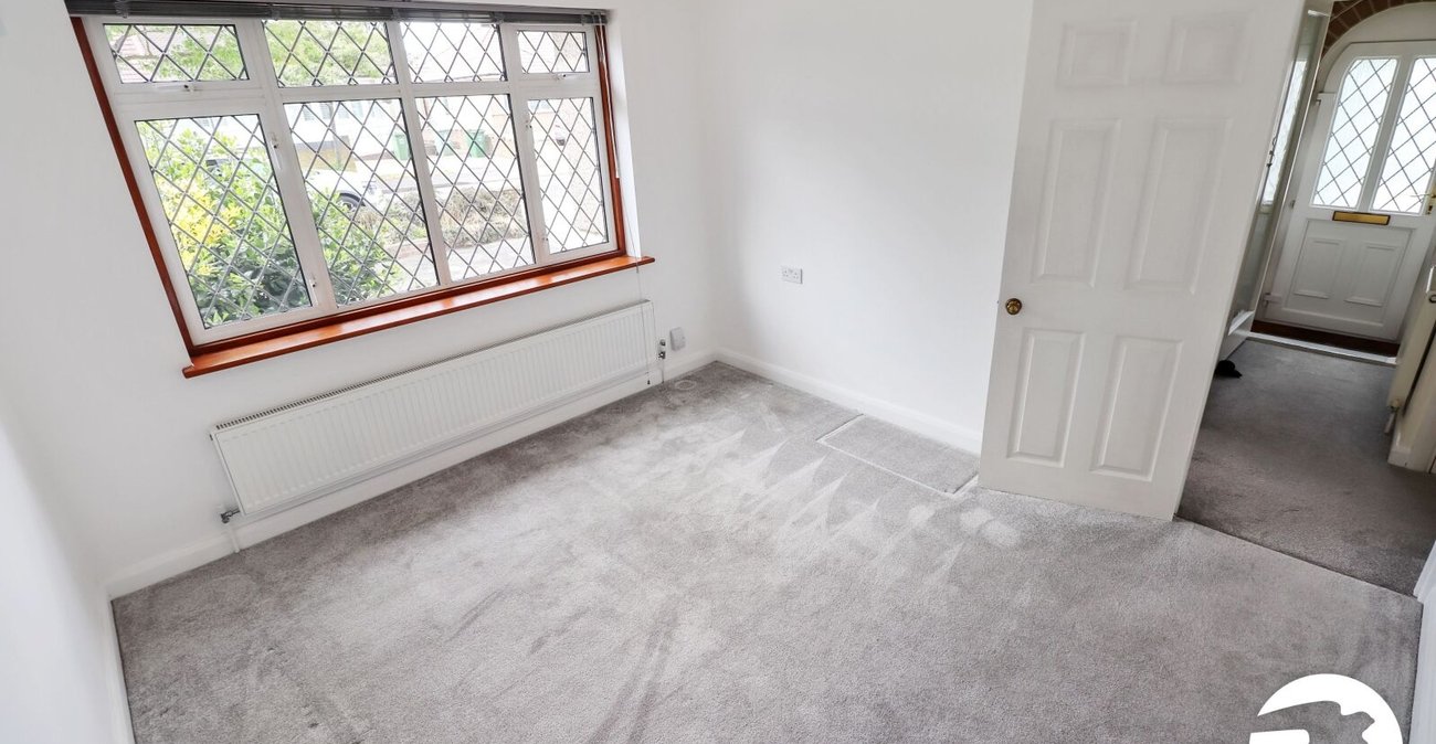 2 bedroom bungalow for sale in Belvedere | Robinson Jackson