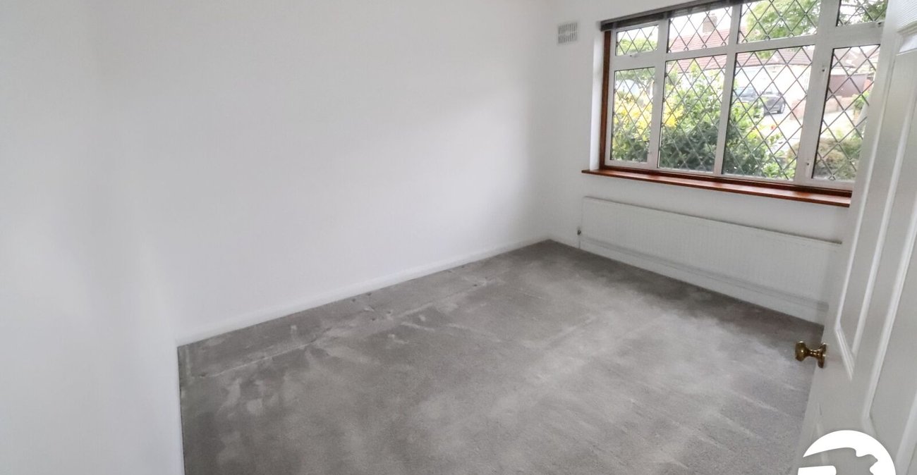 2 bedroom bungalow for sale in Belvedere | Robinson Jackson