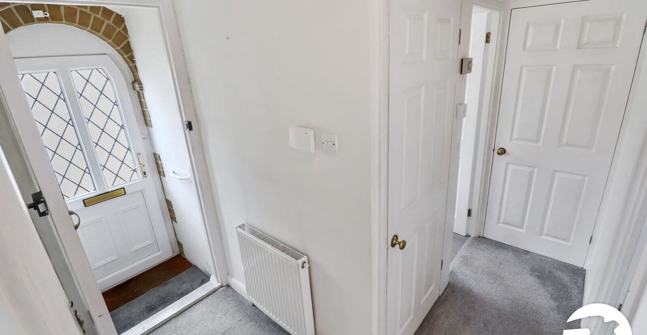 2 bedroom bungalow for sale in Belvedere | Robinson Jackson