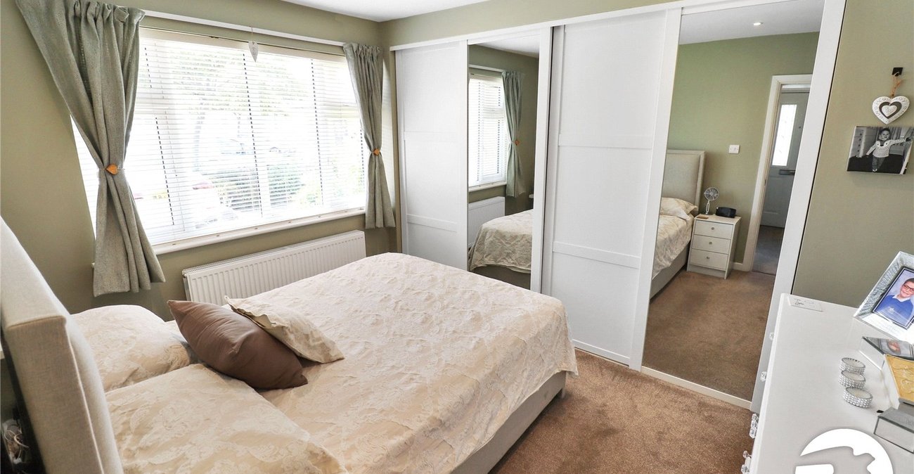 2 bedroom bungalow for sale in Belvedere | Robinson Jackson