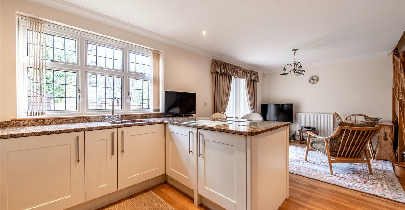 4 bedroom house for sale in Northfleet | Robinson Michael & Jackson