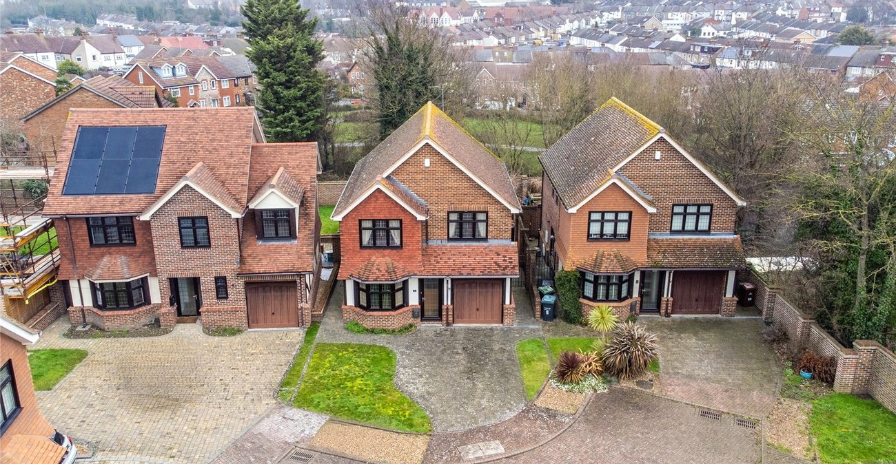 4 bedroom house for sale in Northfleet | Robinson Michael & Jackson