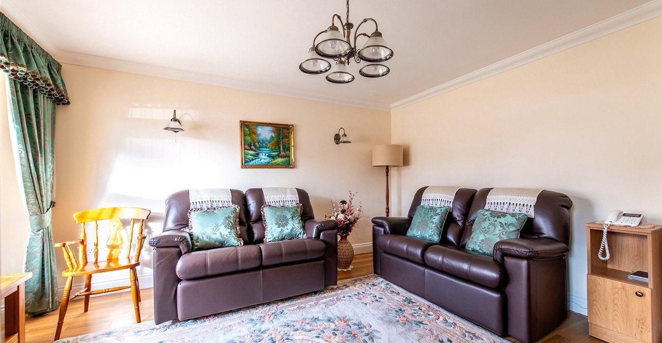 4 bedroom house for sale in Northfleet | Robinson Michael & Jackson