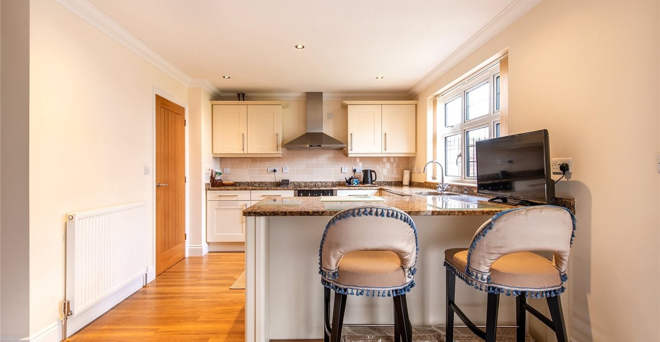 4 bedroom house for sale in Northfleet | Robinson Michael & Jackson