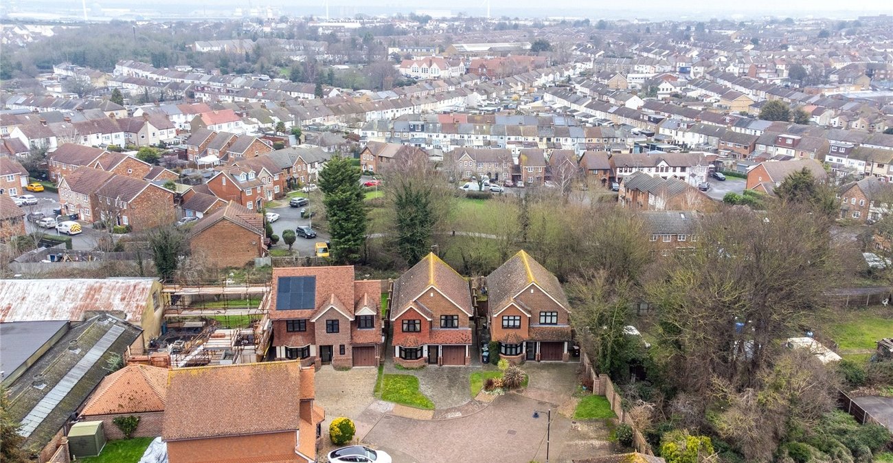4 bedroom house for sale in Northfleet | Robinson Michael & Jackson