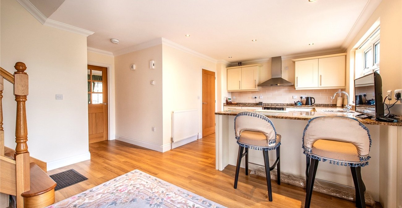 4 bedroom house for sale in Northfleet | Robinson Michael & Jackson