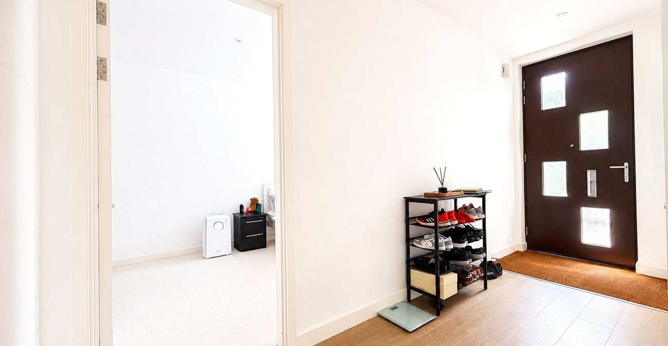1 bedroom property for sale in London | Robinson Jackson