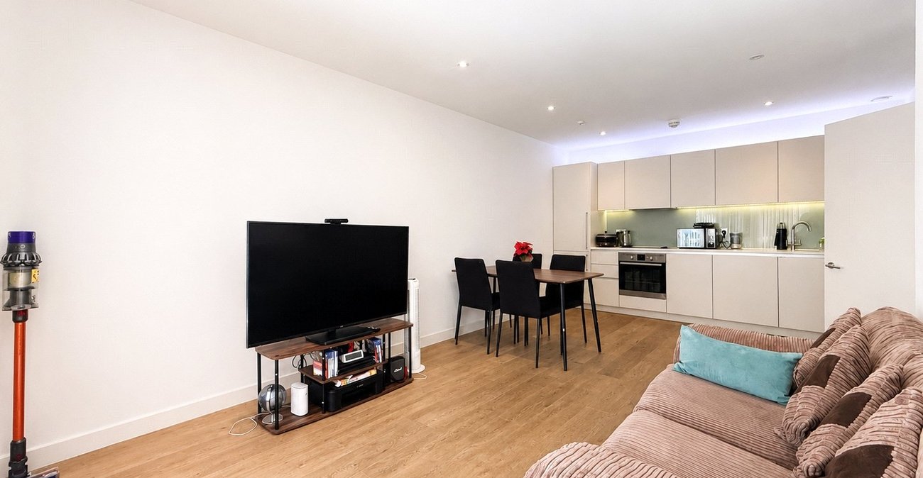1 bedroom property for sale in London | Robinson Jackson