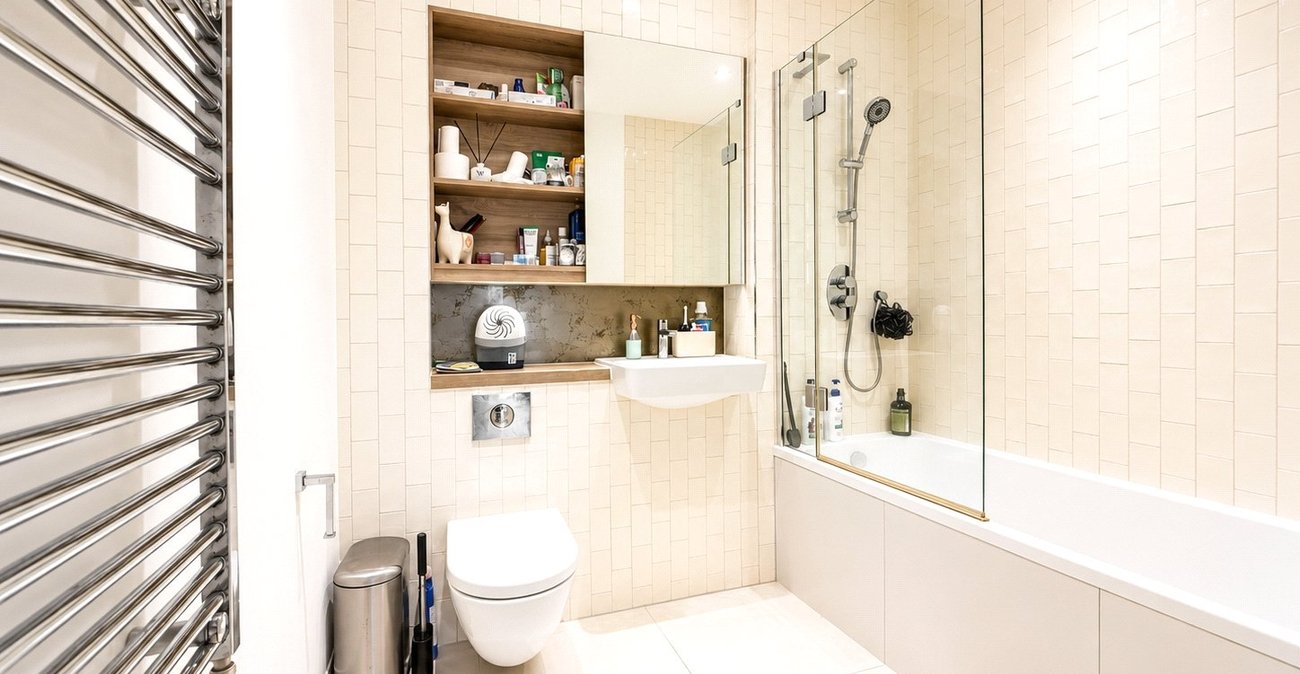 1 bedroom property for sale in London | Robinson Jackson