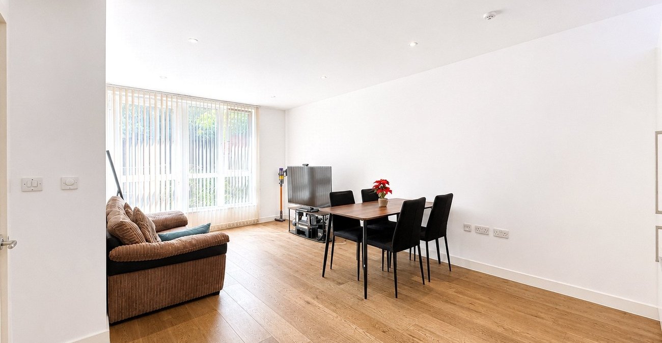1 bedroom property for sale in London | Robinson Jackson