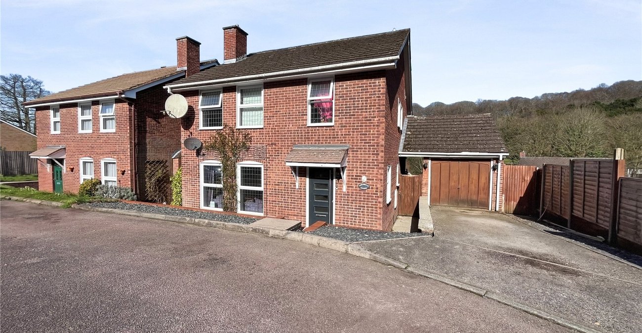 4 bedroom house for sale in Walderslade Woods | Robinson Michael & Jackson