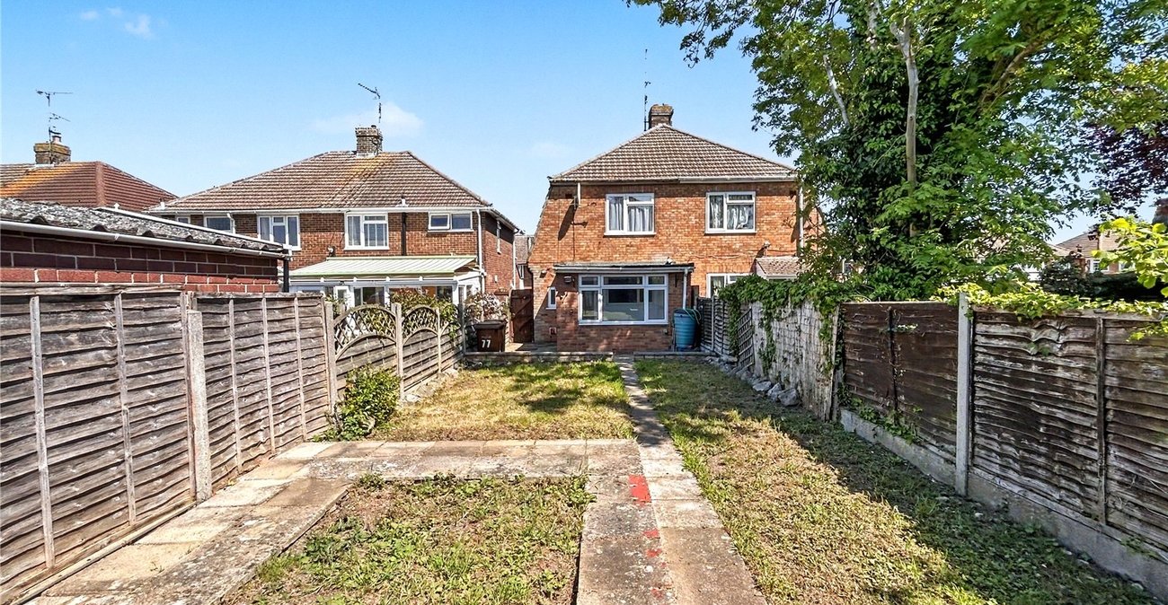 2 bedroom house for sale in Rainham | Robinson Michael & Jackson