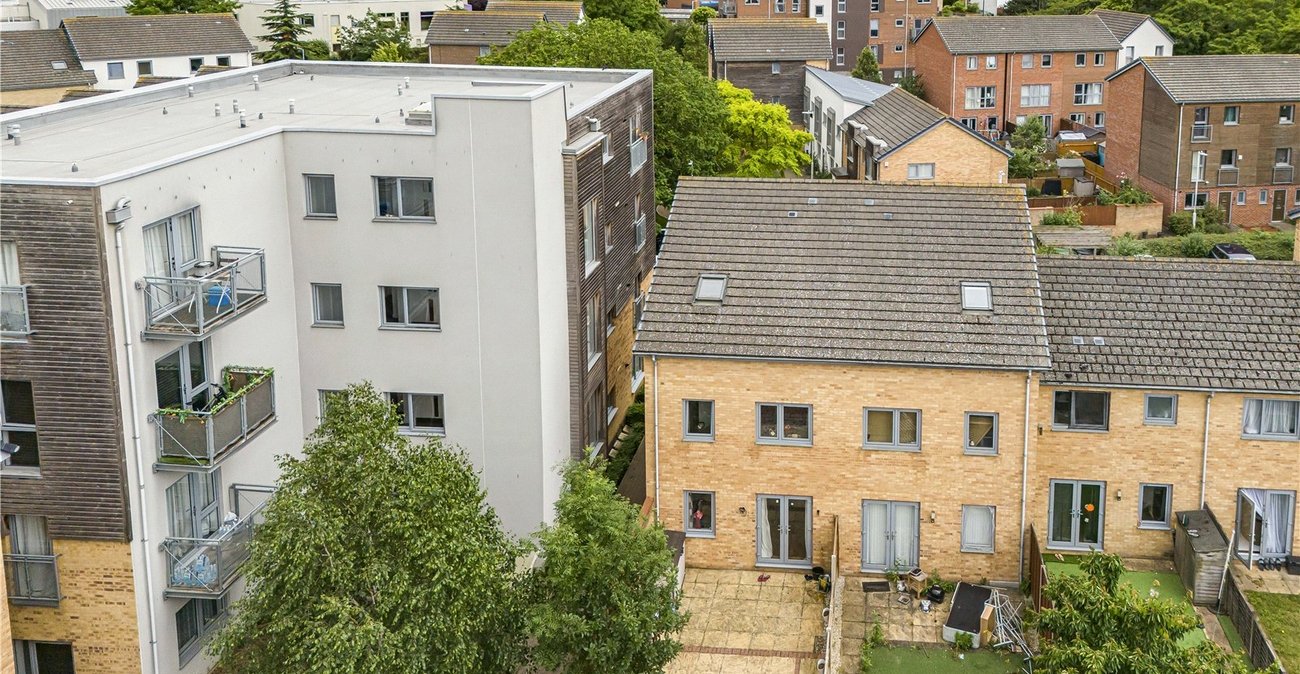4 bedroom house for sale in Dartford | Robinson Jackson