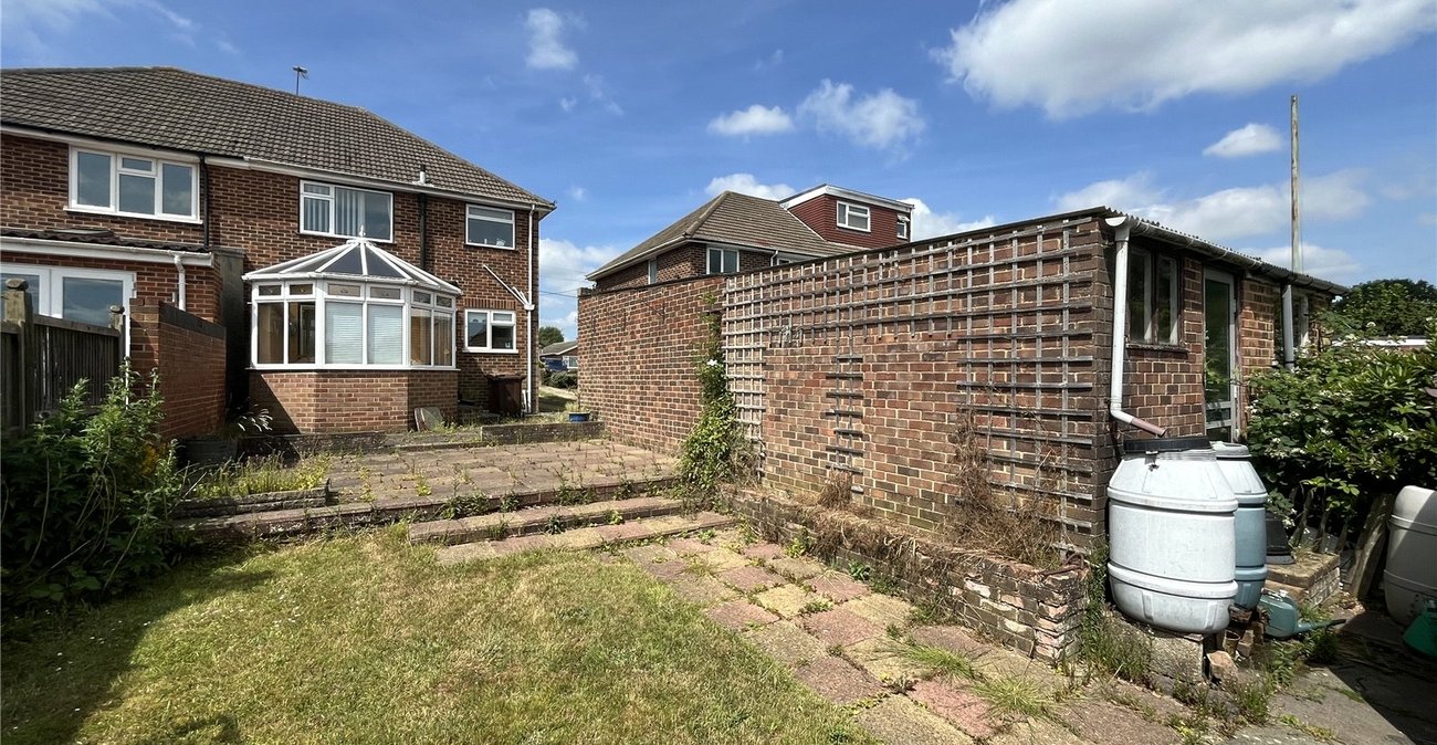 3 bedroom house for sale in Walderslade | Robinson Michael & Jackson