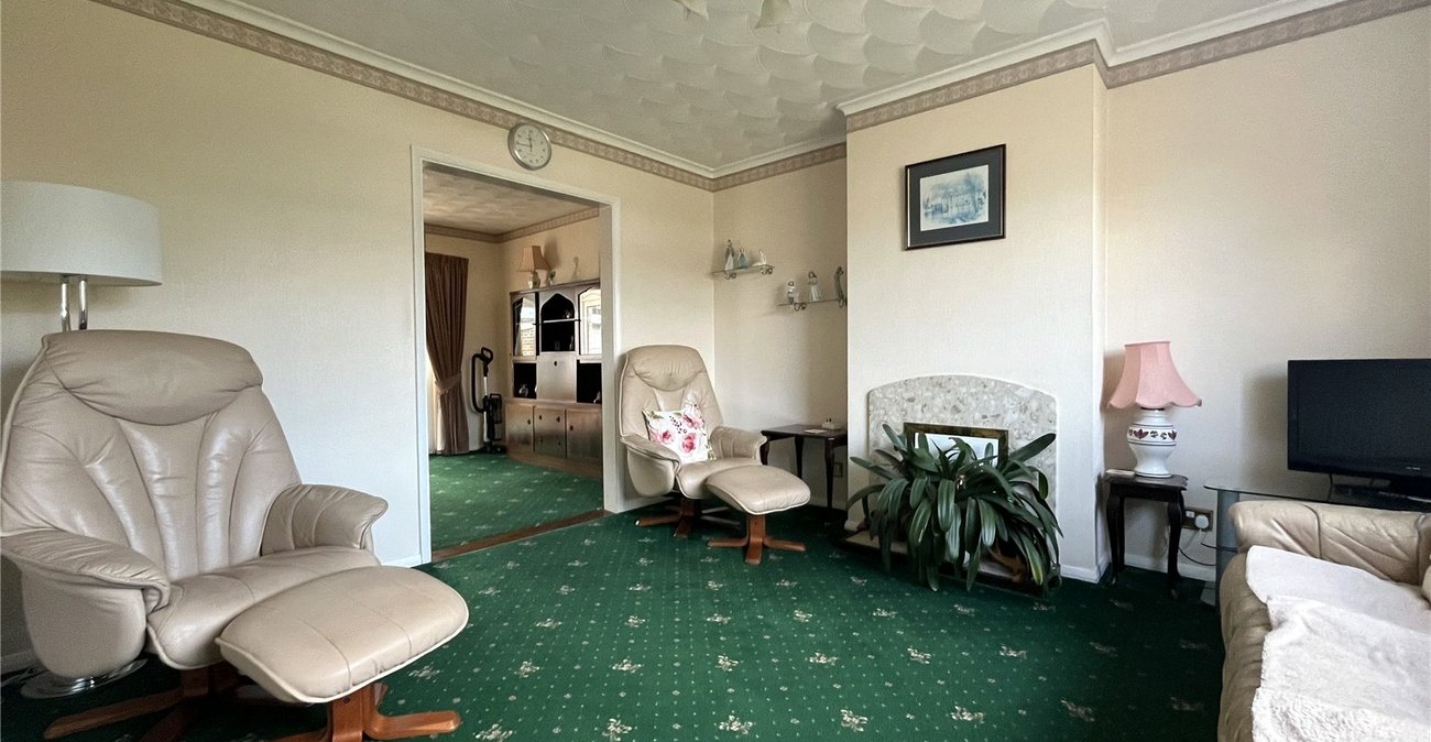 3 bedroom house for sale in Walderslade | Robinson Michael & Jackson