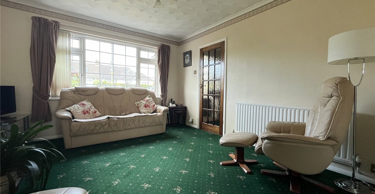 3 bedroom house for sale in Walderslade | Robinson Michael & Jackson