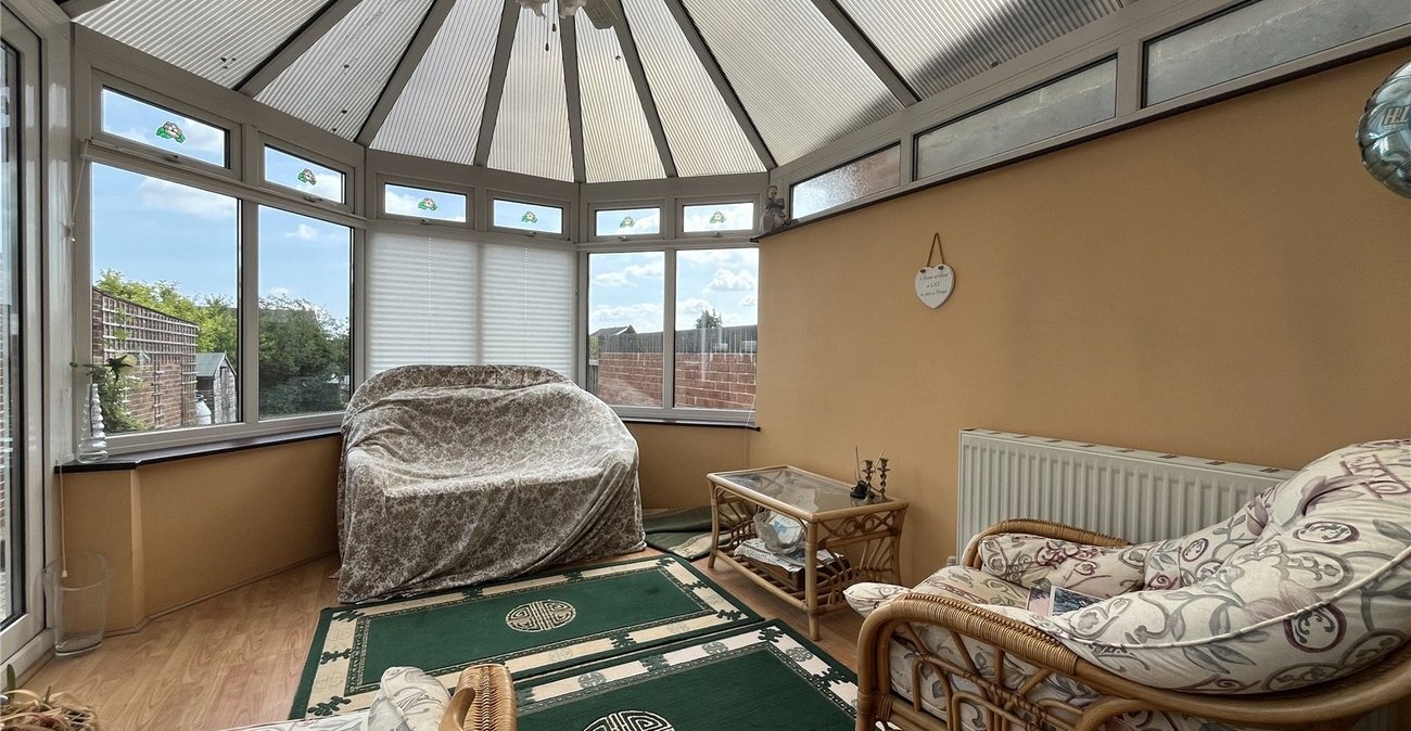 3 bedroom house for sale in Walderslade | Robinson Michael & Jackson