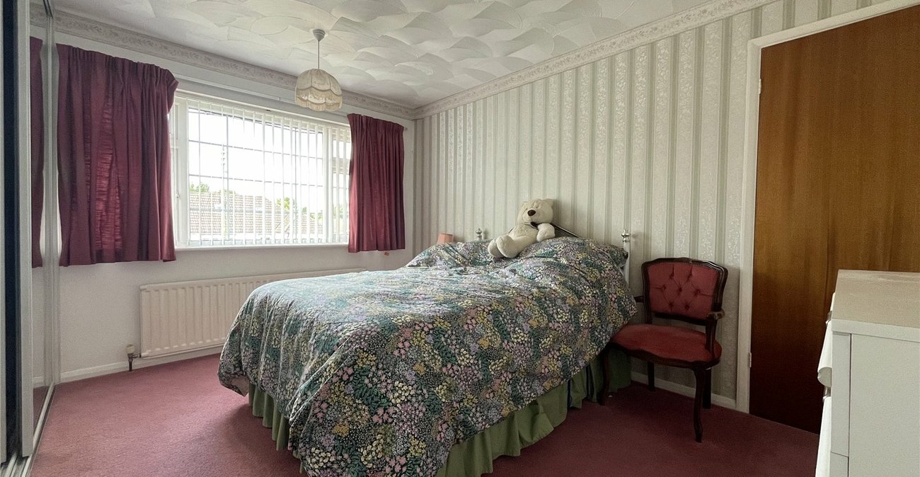 3 bedroom house for sale in Walderslade | Robinson Michael & Jackson