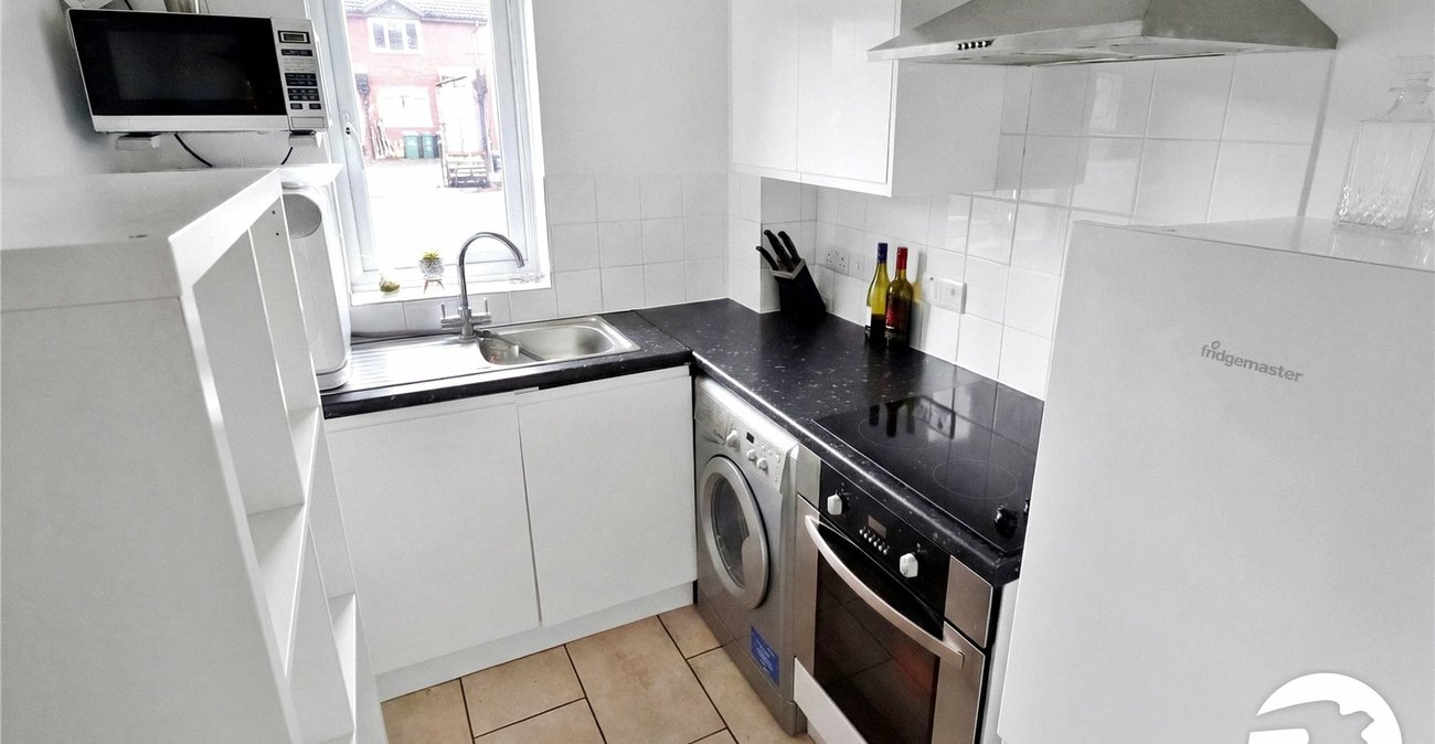 1 bedroom house for sale in Belvedere | Robinson Jackson