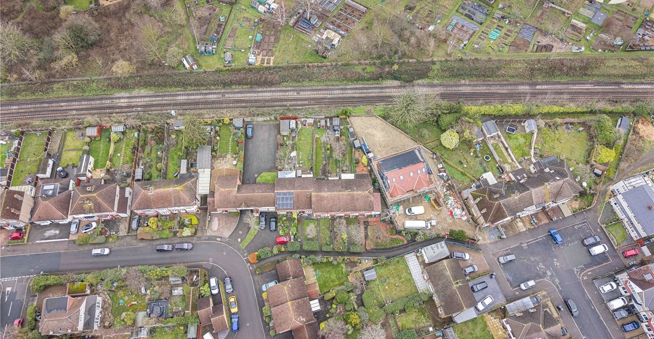 2 bedroom house for sale in Dartford | Robinson Jackson