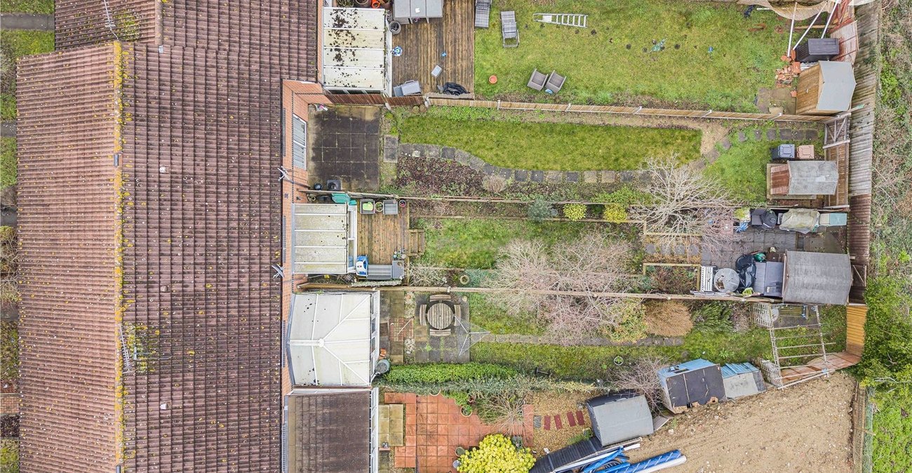 2 bedroom house for sale in Dartford | Robinson Jackson