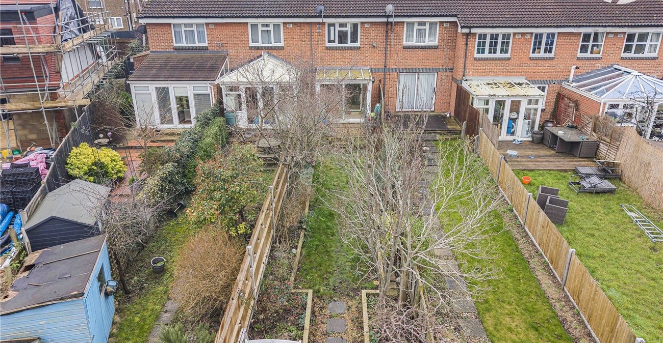 2 bedroom house for sale in Dartford | Robinson Jackson