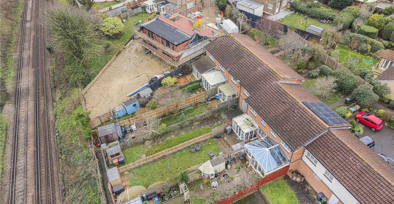 2 bedroom house for sale in Dartford | Robinson Jackson