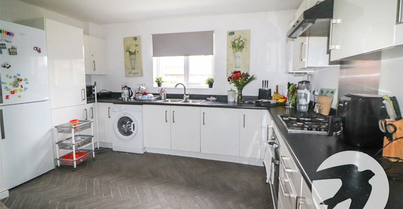 2 bedroom property for sale in Crimson Road | Robinson Jackson