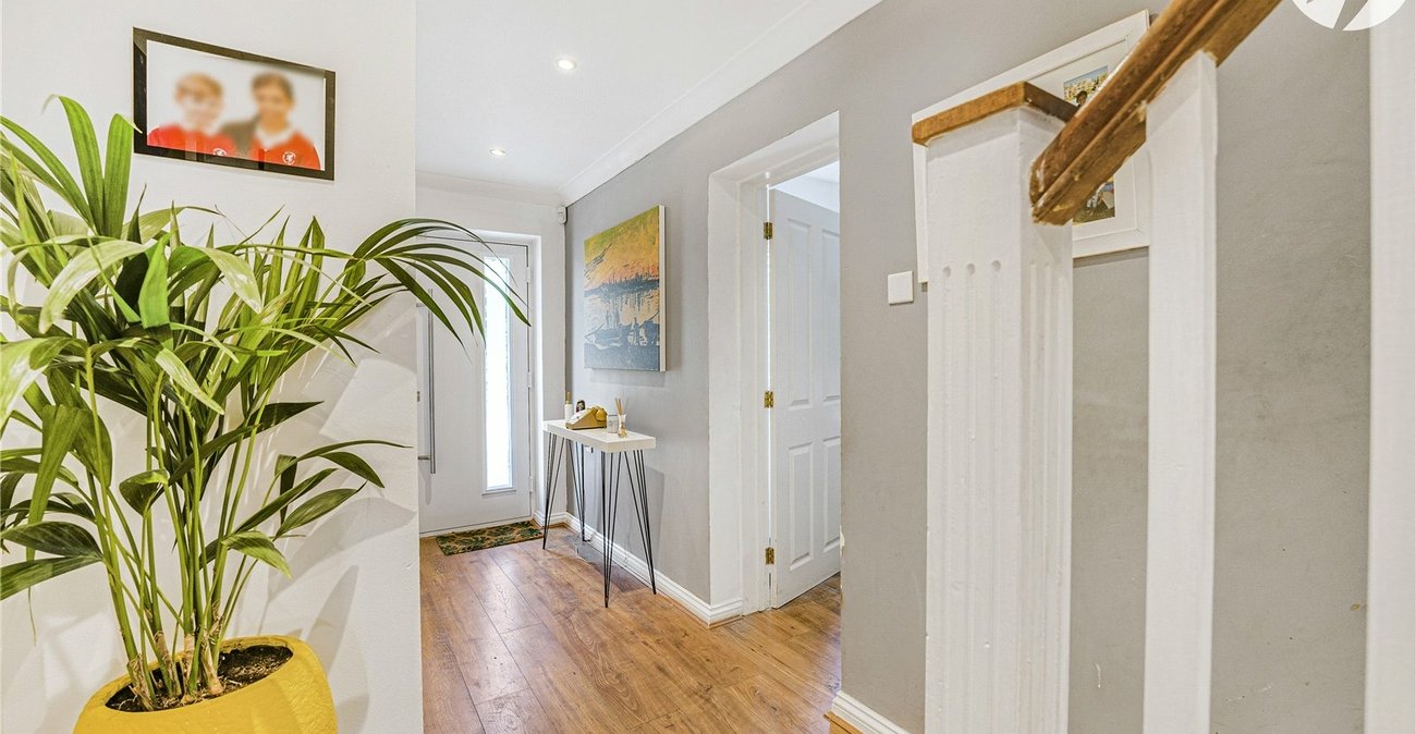 4 bedroom house for sale in Crockenhill | Robinson Jackson