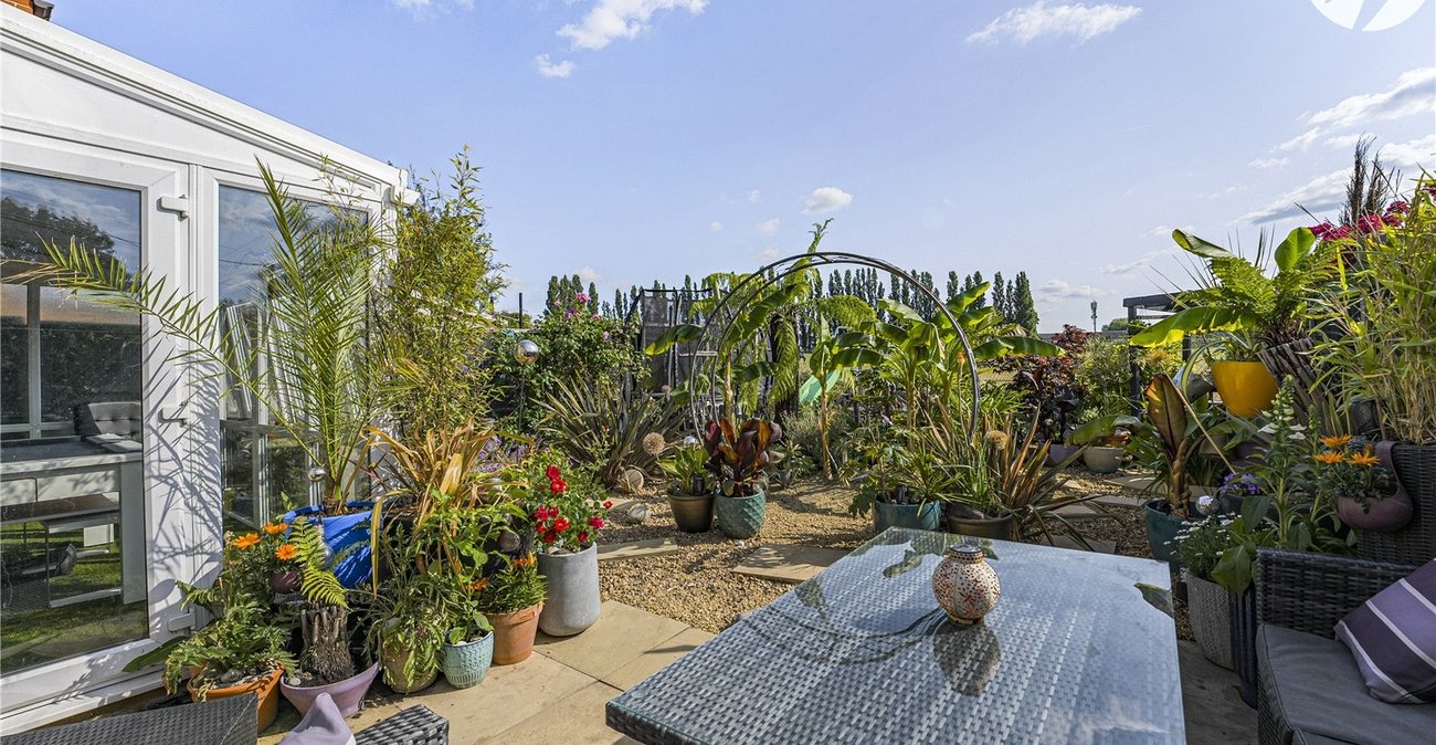 4 bedroom house for sale in Crockenhill | Robinson Jackson