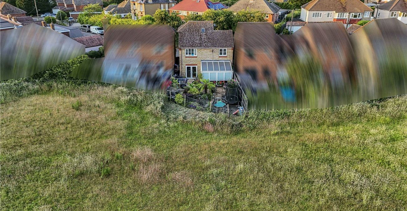 4 bedroom house for sale in Crockenhill | Robinson Jackson