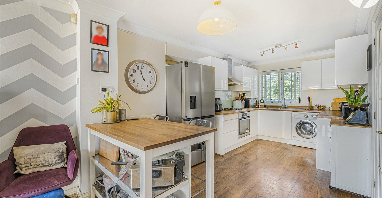 4 bedroom house for sale in Crockenhill | Robinson Jackson