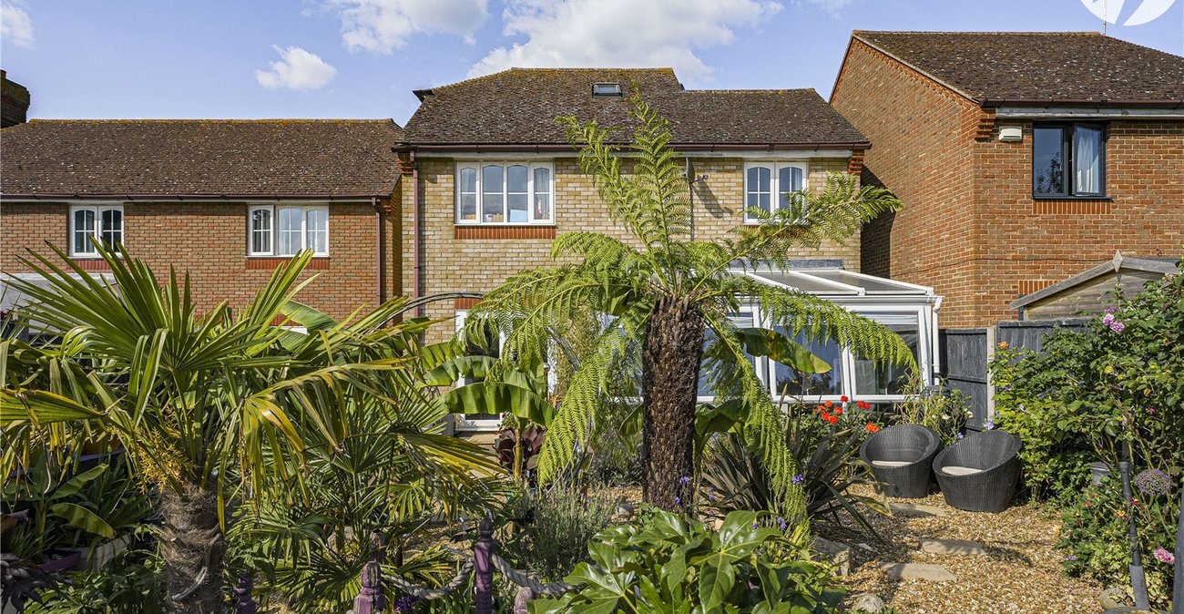 4 bedroom house for sale in Crockenhill | Robinson Jackson