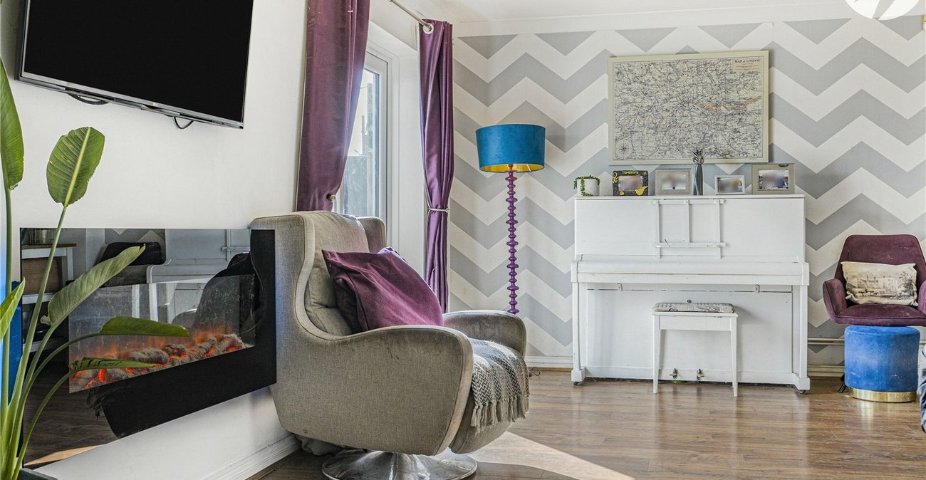 4 bedroom house for sale in Crockenhill | Robinson Jackson