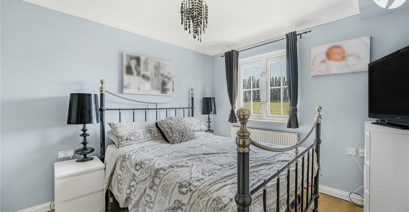 4 bedroom house for sale in Crockenhill | Robinson Jackson