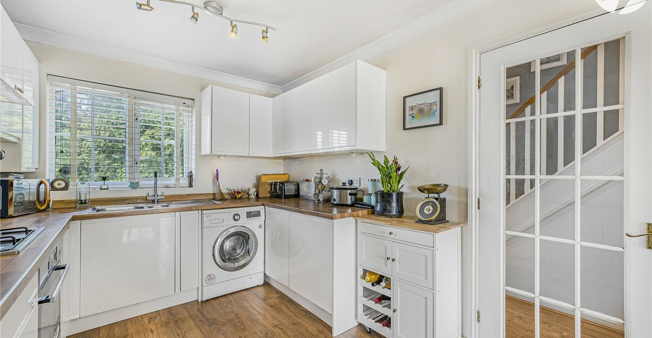 4 bedroom house for sale in Crockenhill | Robinson Jackson