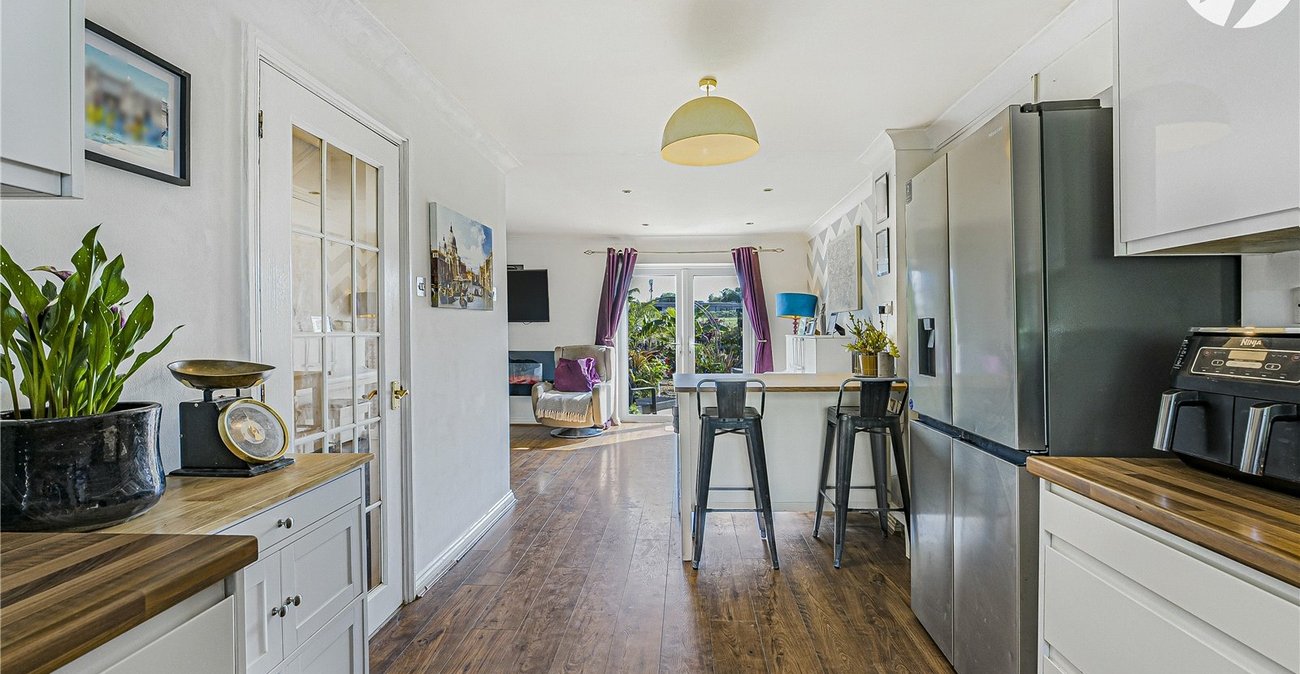 4 bedroom house for sale in Crockenhill | Robinson Jackson