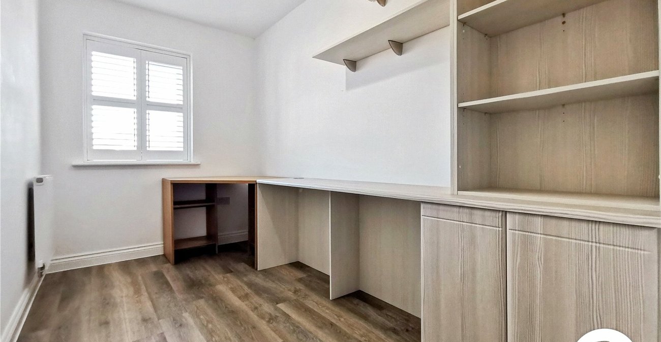 4 bedroom house for sale in Dartford | Robinson Jackson