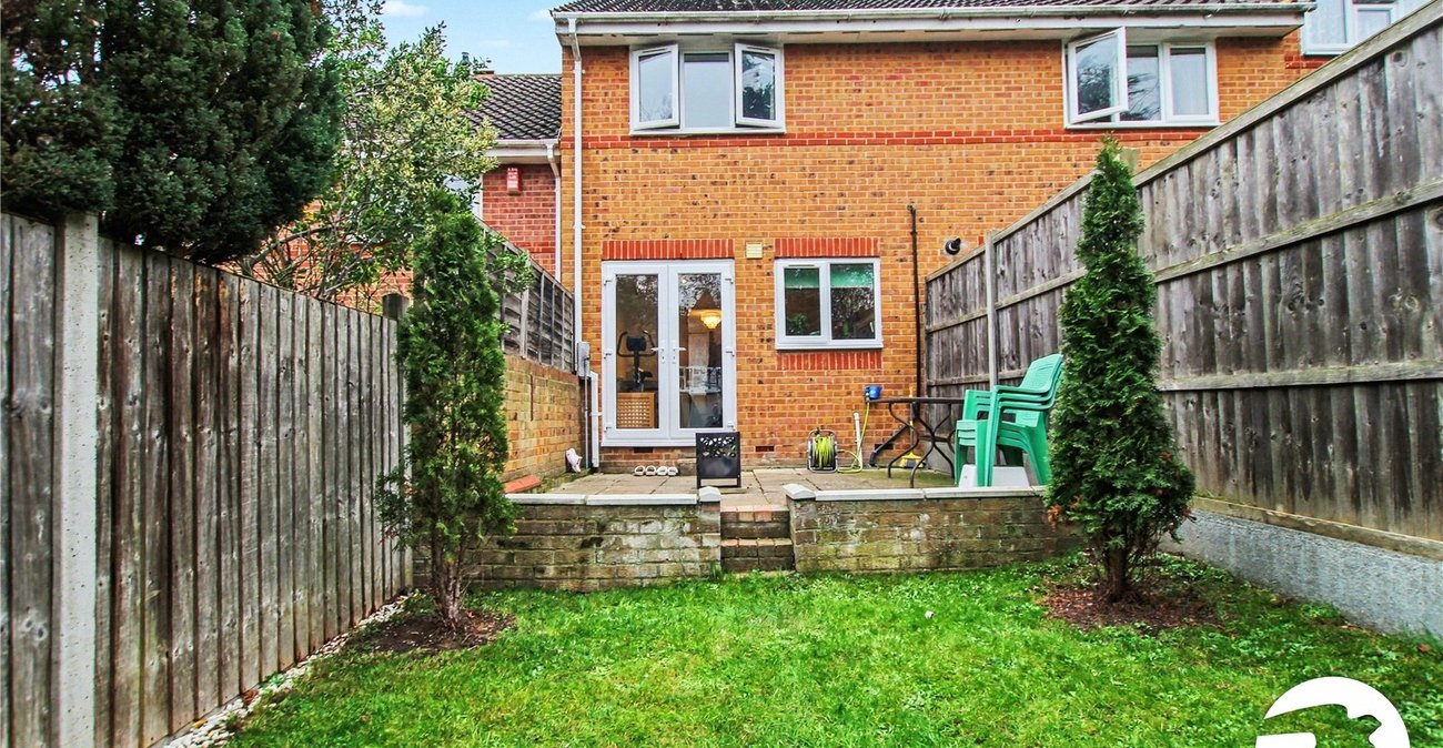 2 bedroom house for sale in Plumstead | Robinson Jackson