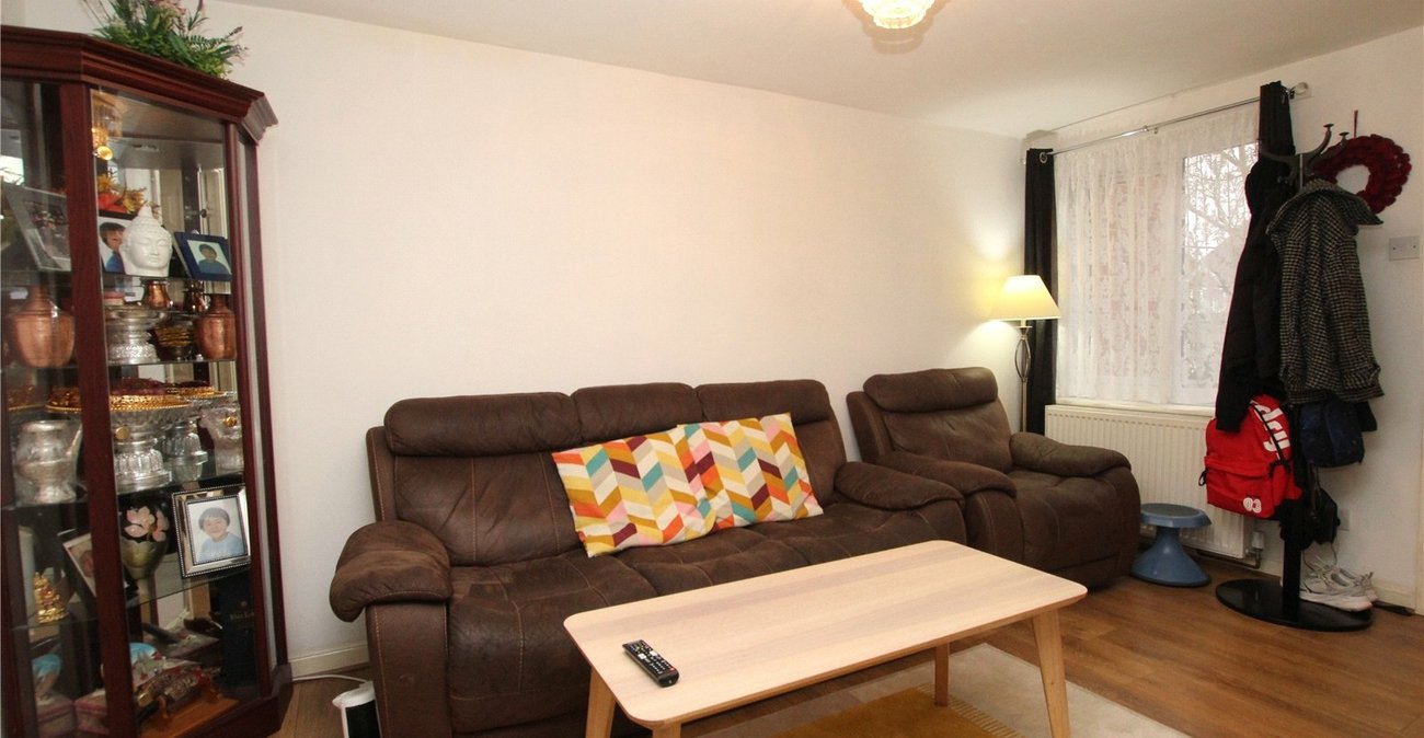 2 bedroom house for sale in Plumstead | Robinson Jackson