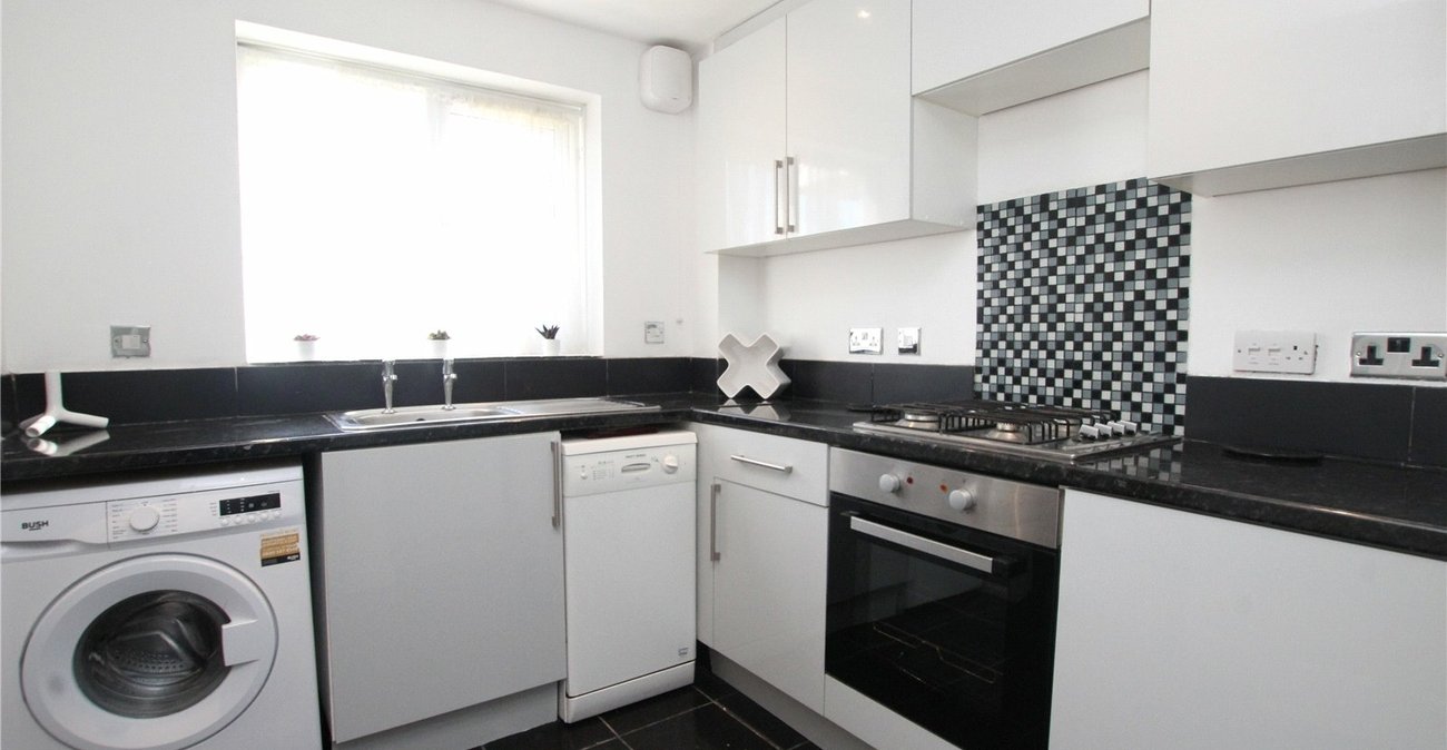 2 bedroom house for sale in Plumstead | Robinson Jackson