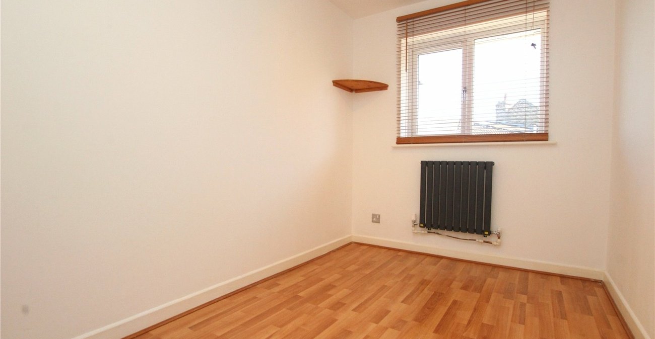 2 bedroom house for sale in Plumstead | Robinson Jackson