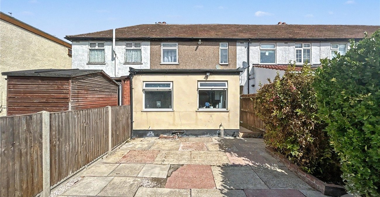 3 bedroom house for sale in South Welling | Robinson Jackson