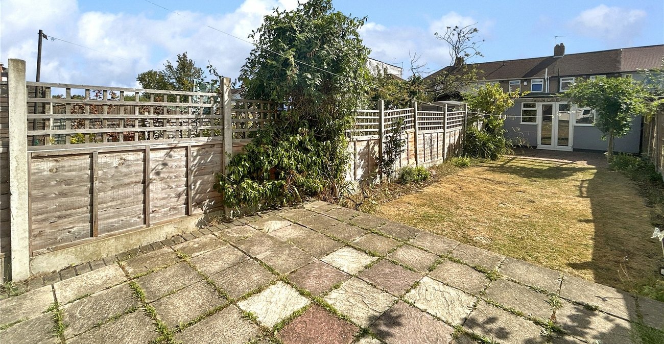 2 bedroom house for sale in South Welling | Robinson Jackson