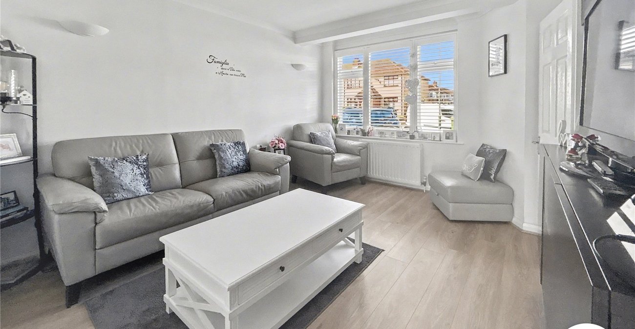 2 bedroom house for sale in South Welling | Robinson Jackson