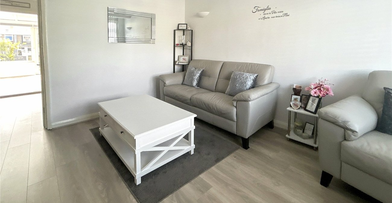 2 bedroom house for sale in South Welling | Robinson Jackson