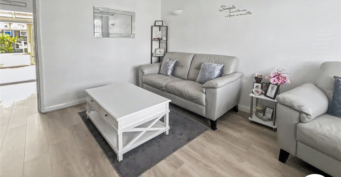 2 bedroom house for sale in South Welling | Robinson Jackson